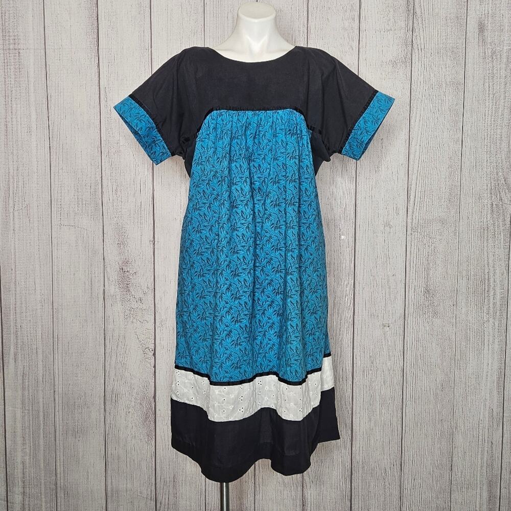VTG T&L Muumuu Factory Hawaii Color Block House Dress with Pockets, sz Medium